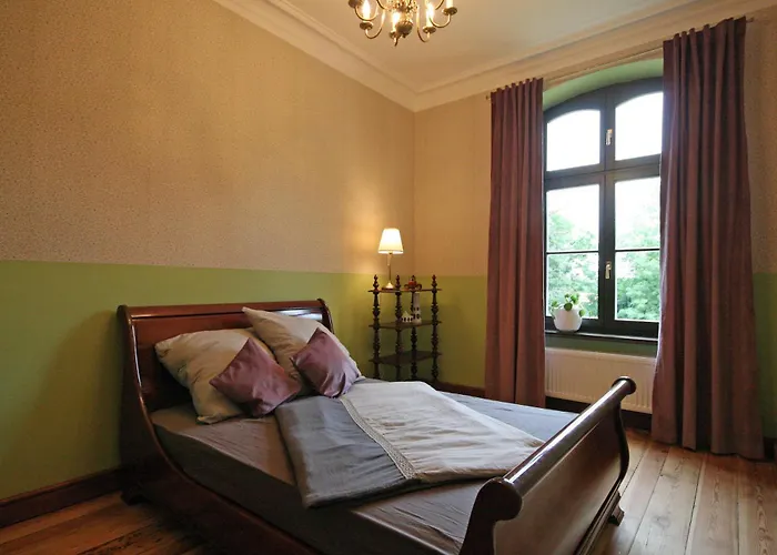 Georg Anno 1869 Herrenhaus Viecheln アパート